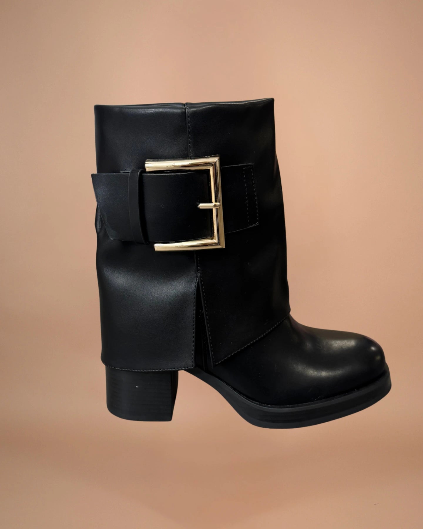 Bottines à boucles noires