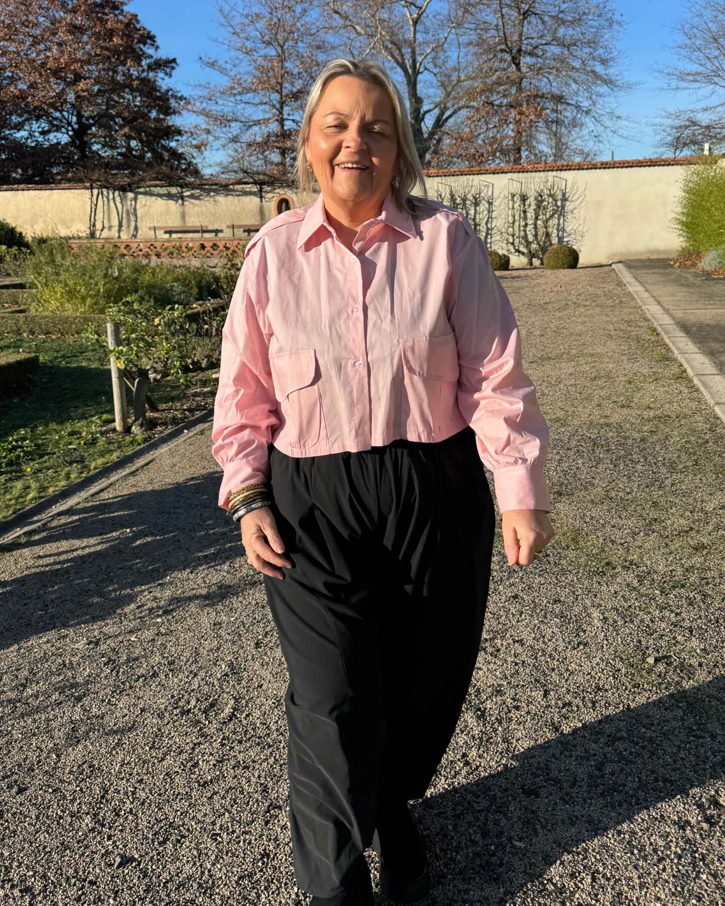 Chemise courte à poches rose