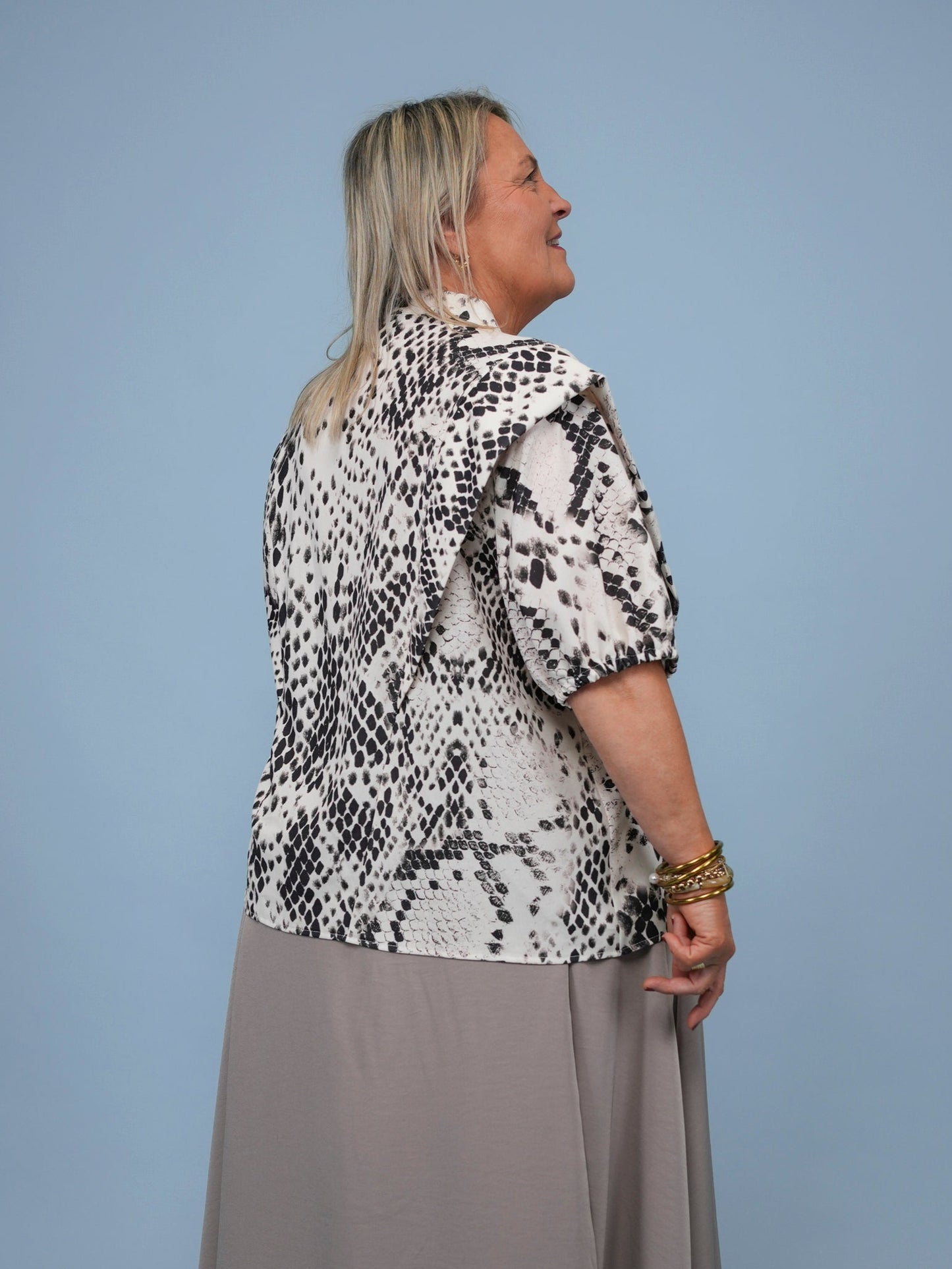 Blouse épaulée serpent - 1598