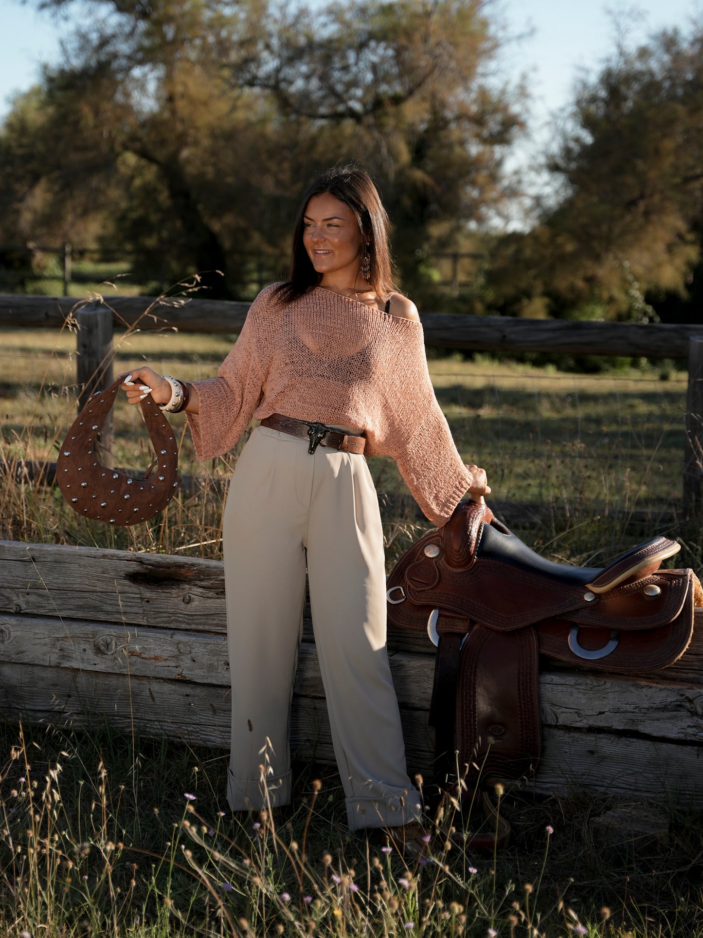 Pull léger en maille ajourée rose poudré