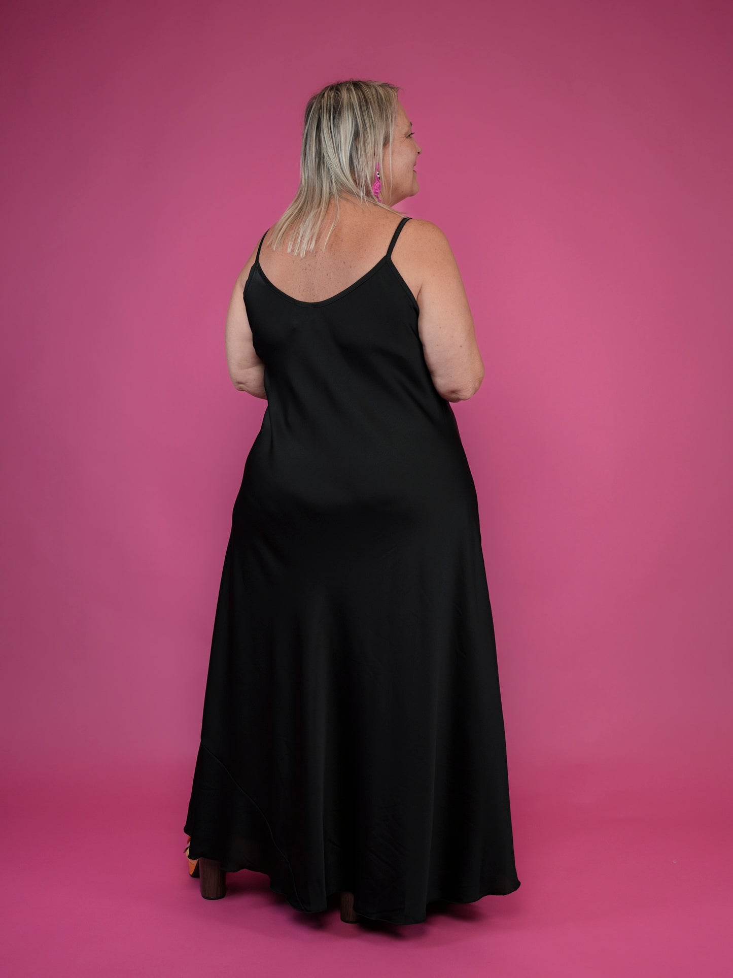 Robe à bretelles noire