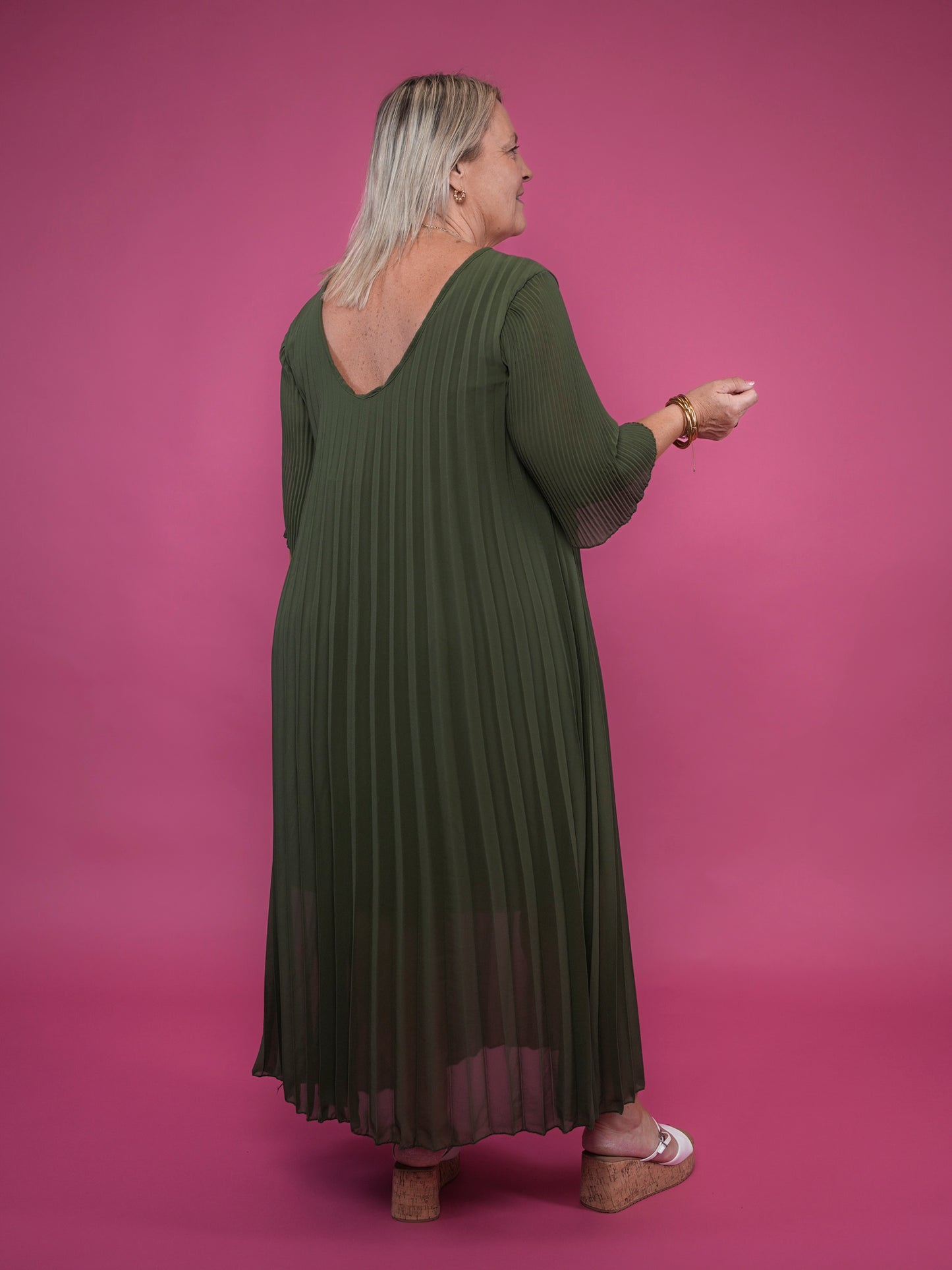 Robe plissée demi-manches kaki