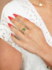 Bague à perles vertes