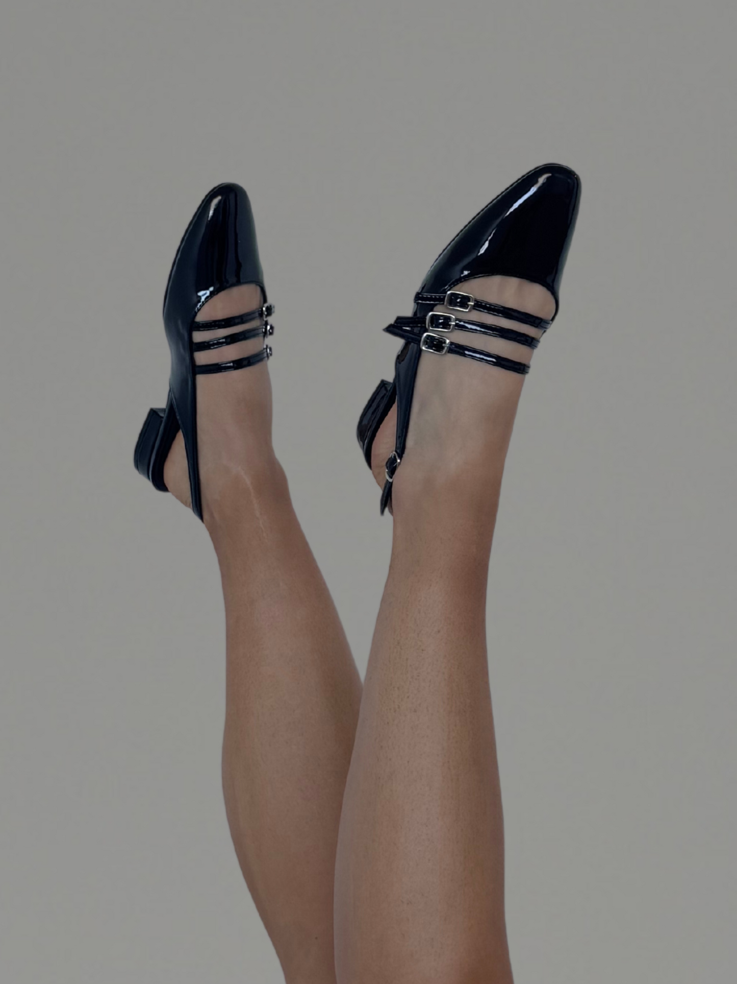 Mules noires slingback