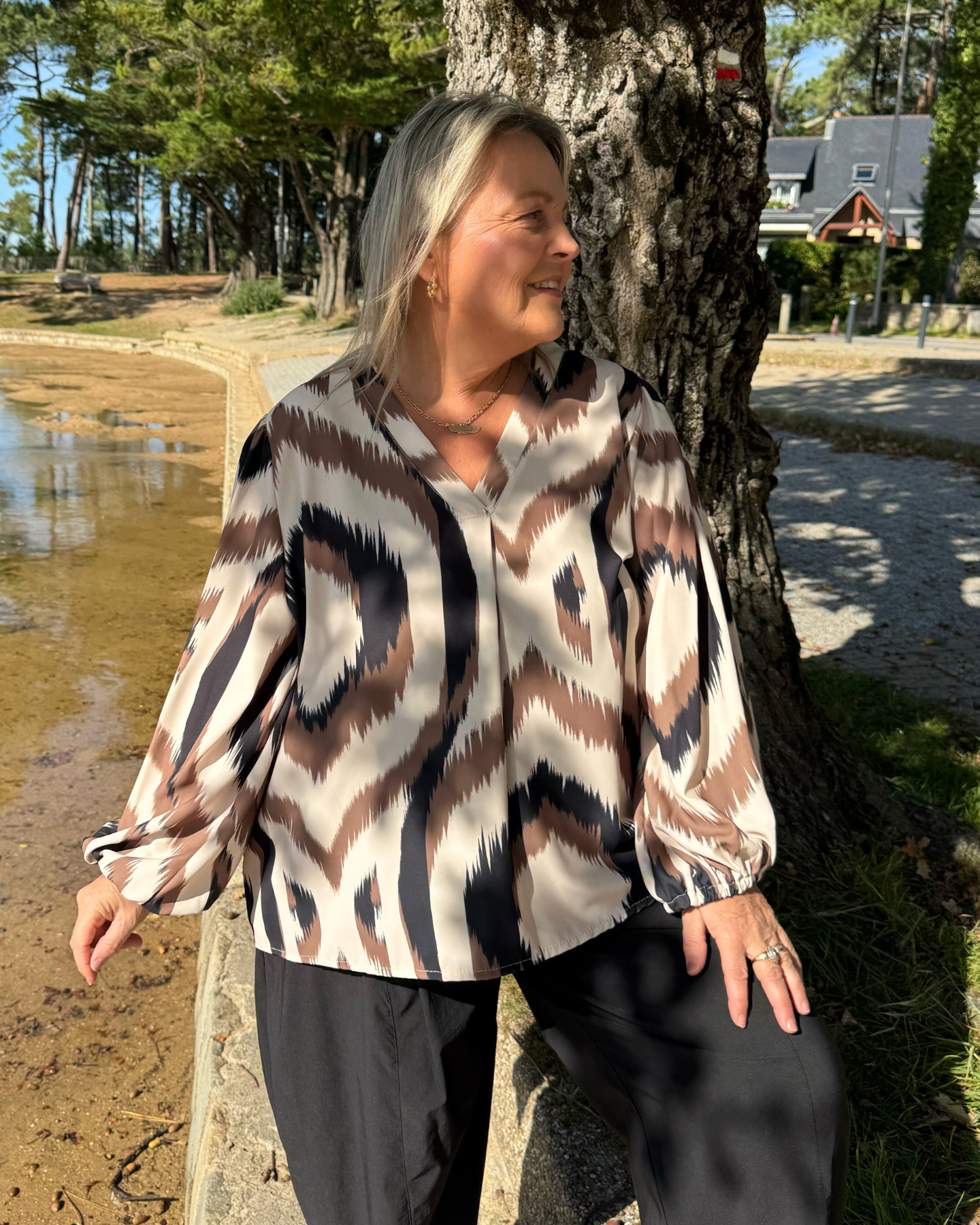 Blouse imprimée beige