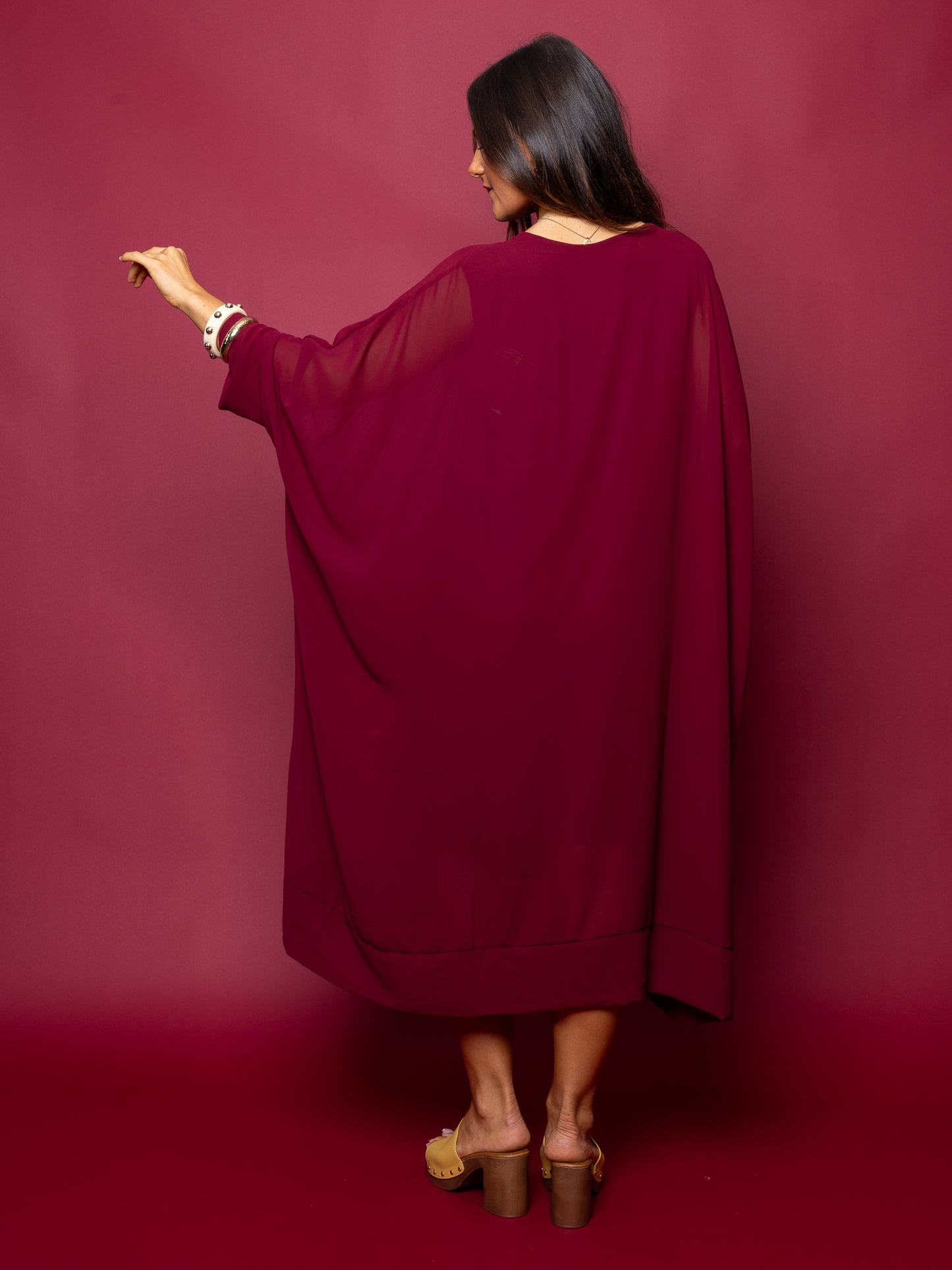 Robe manches évasées carmin