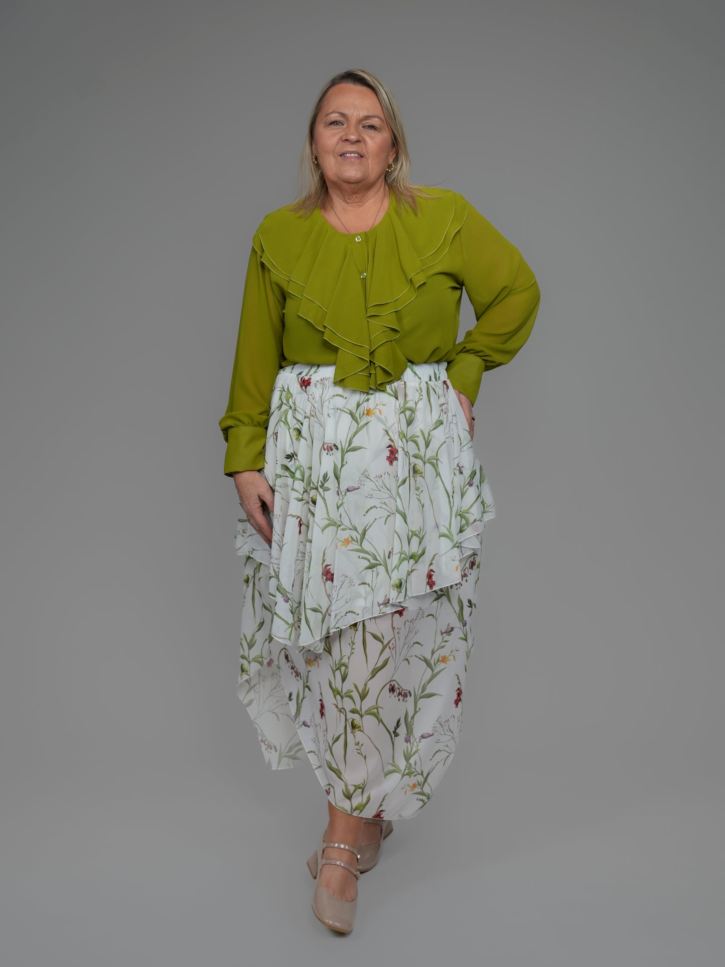 Blouse à volants vert anis