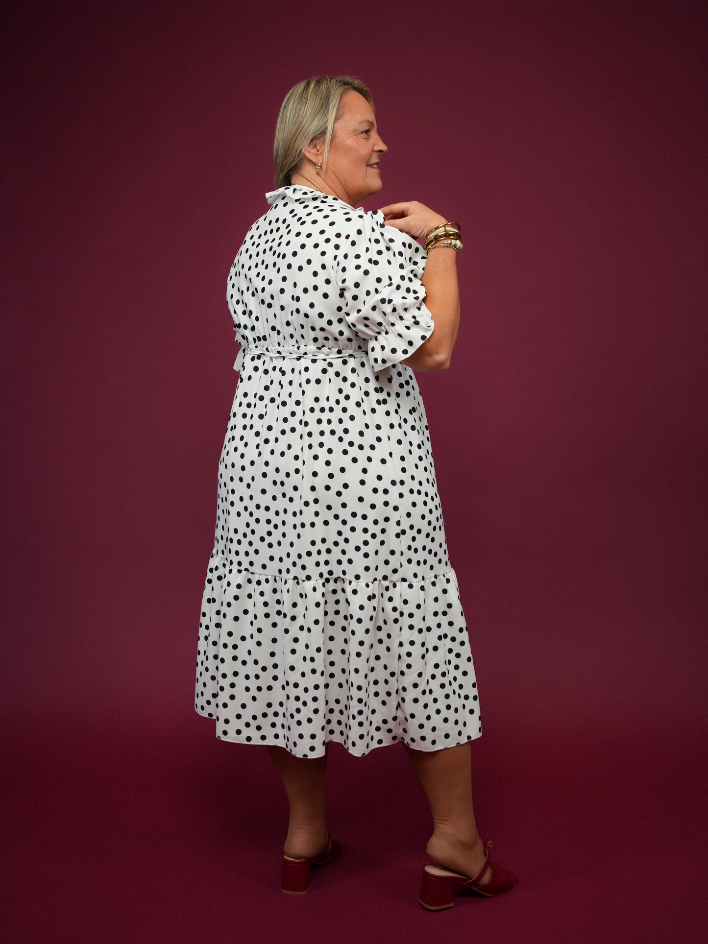 Robe longue à pois - 1591