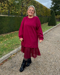 Robe-sweat à dentelle bordeaux
