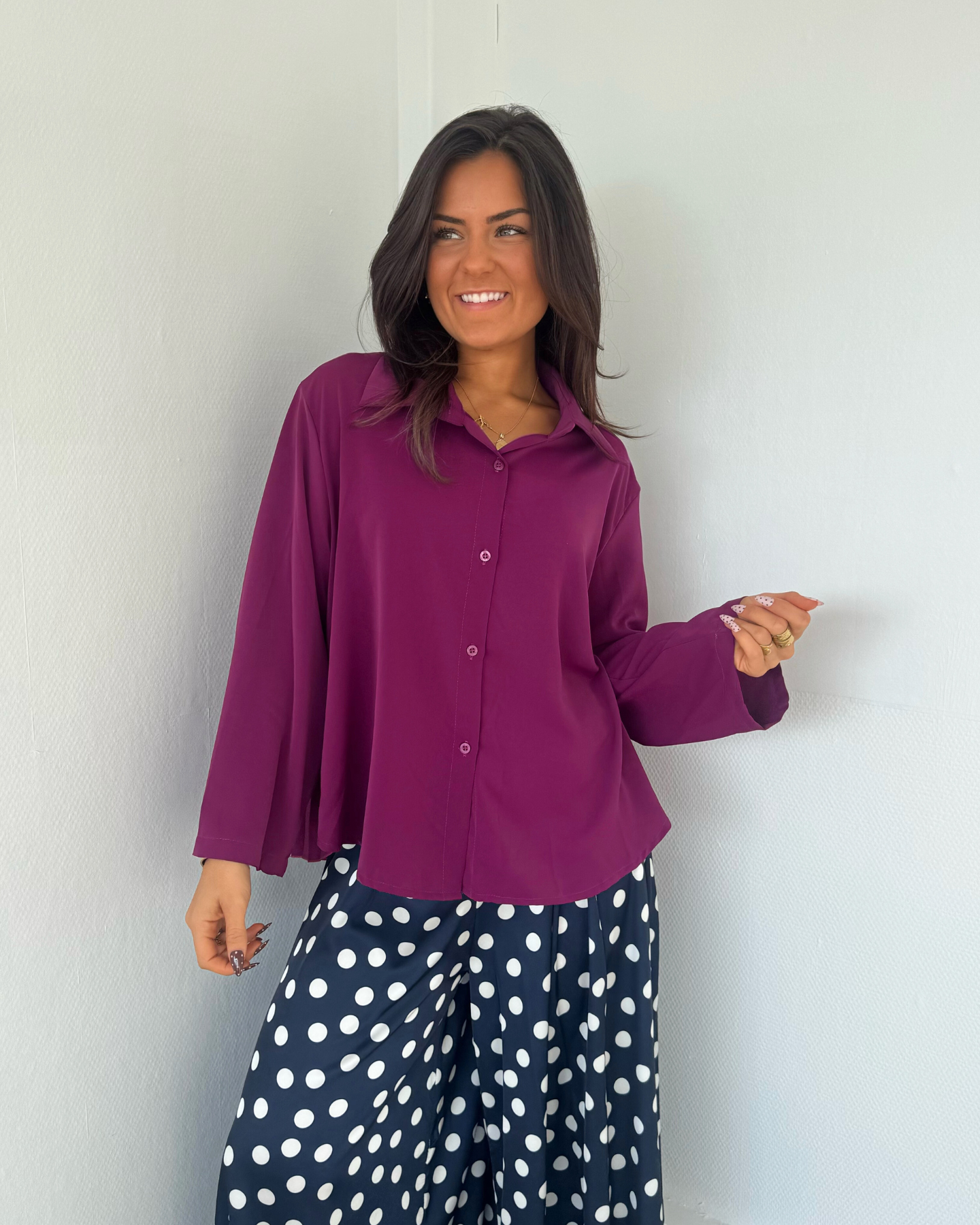 Chemise dos plissé prune