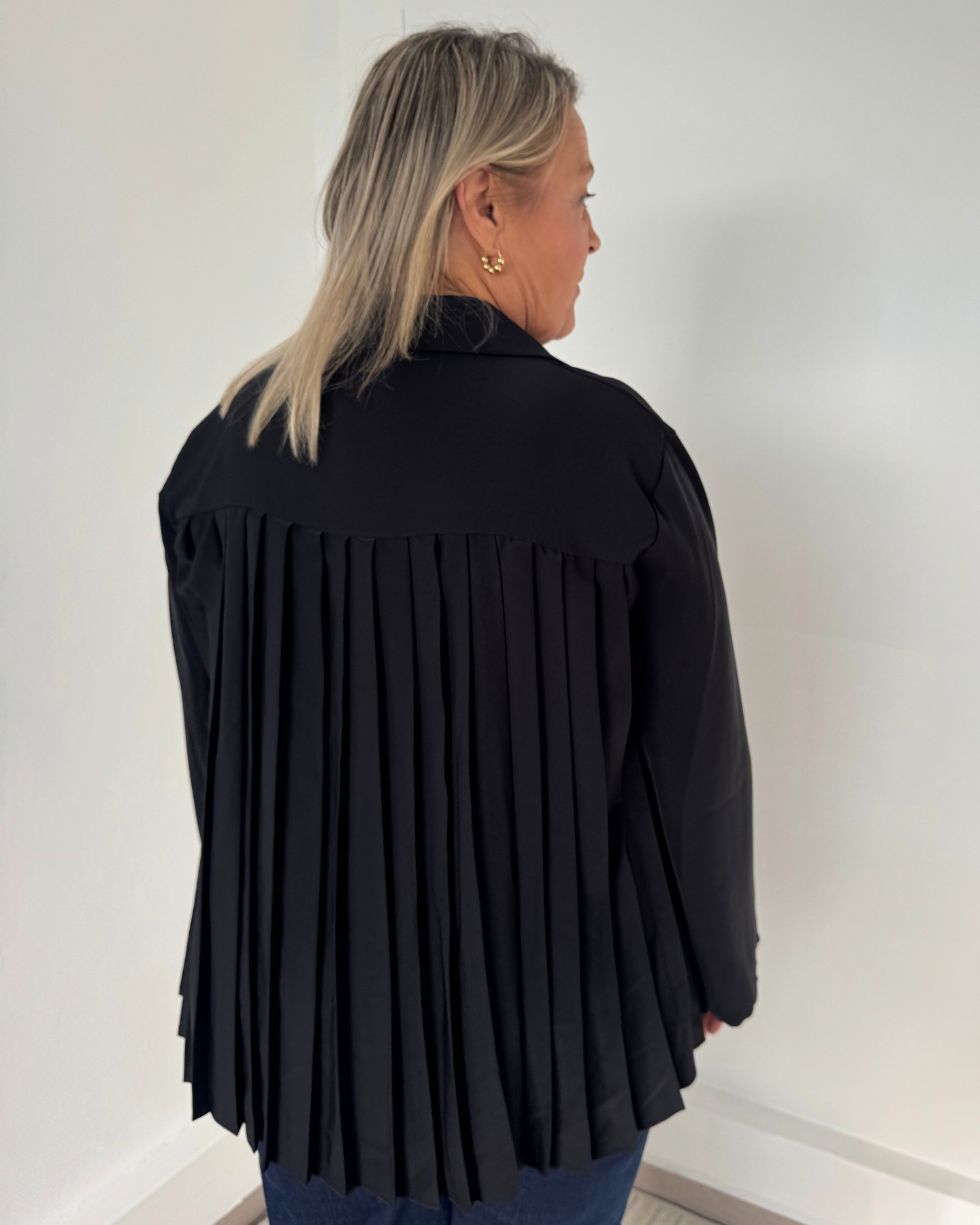 Chemise dos plissé noire
