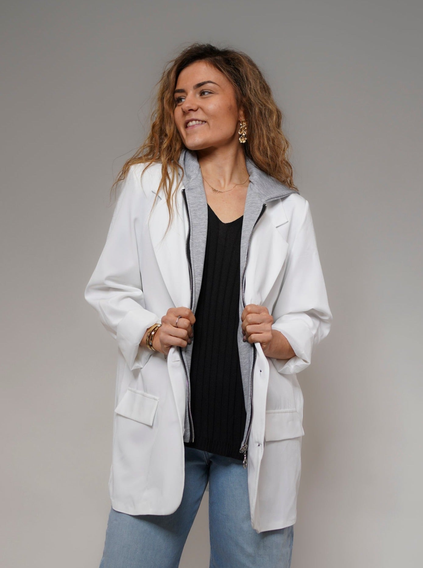 Veste blazer blanche et sweat - 1822