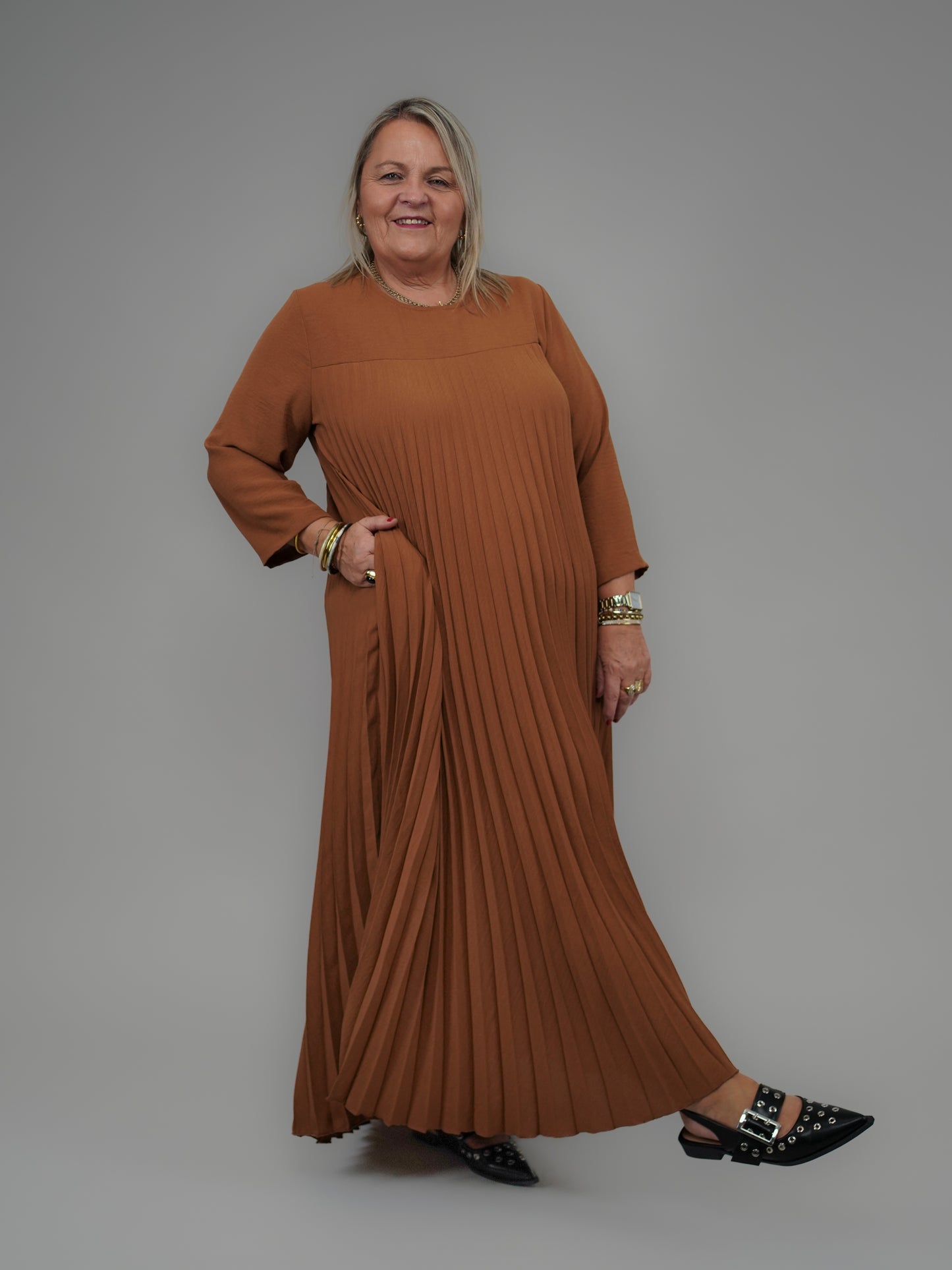 Robe plissée caramel - 1149