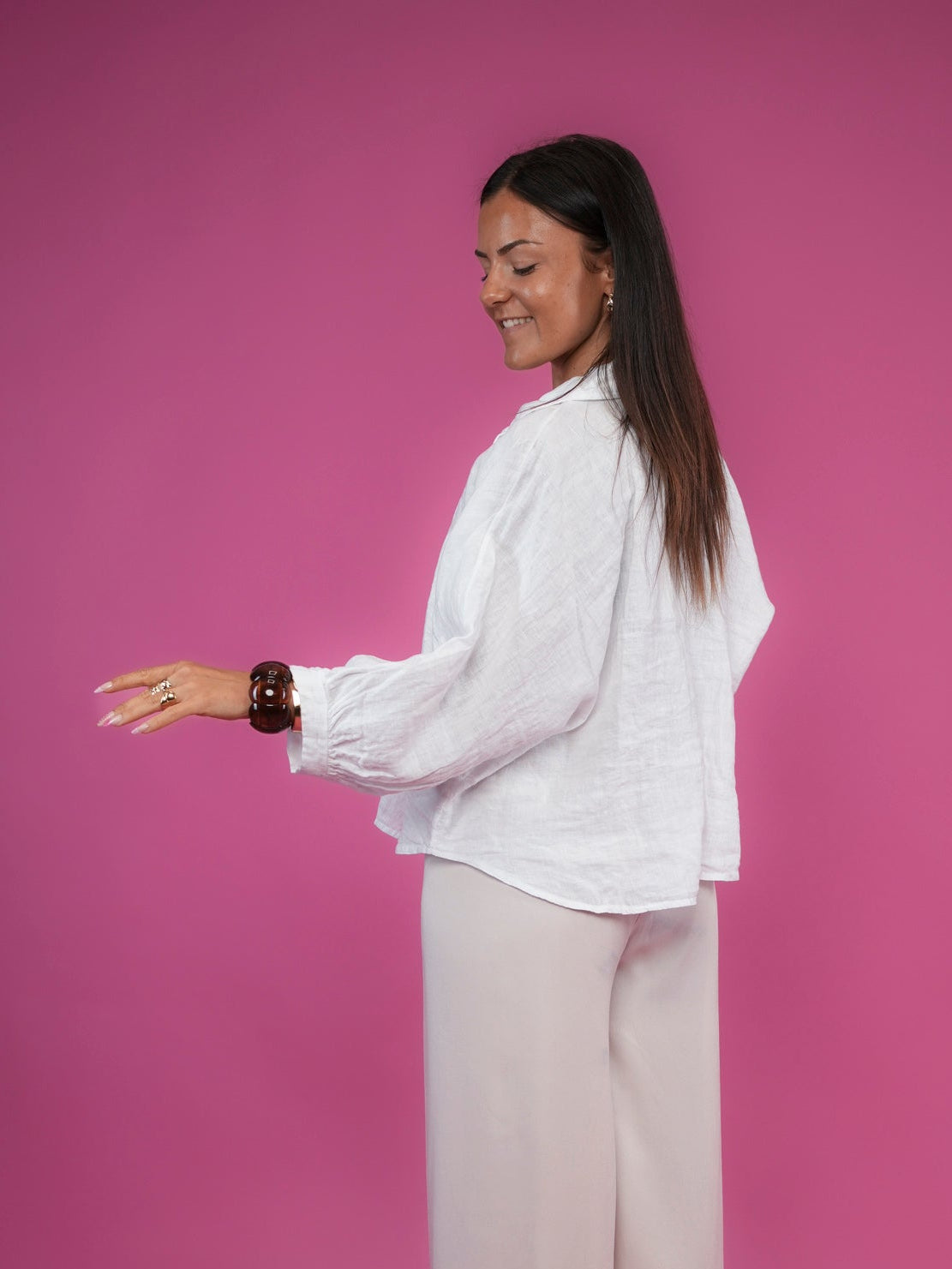 Chemisier en lin avec broderie anglaise