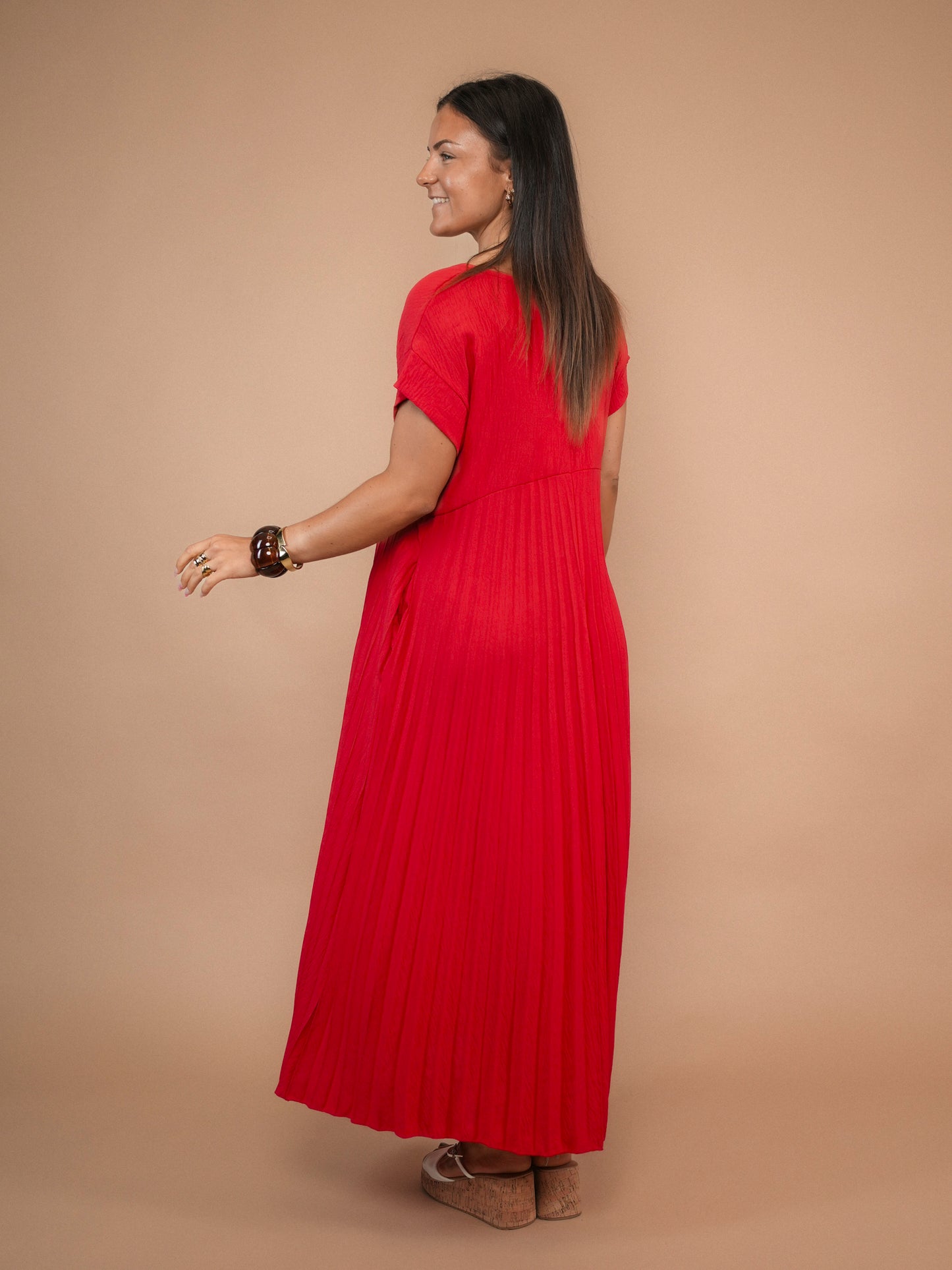 Robe plissée manches courtes rouge