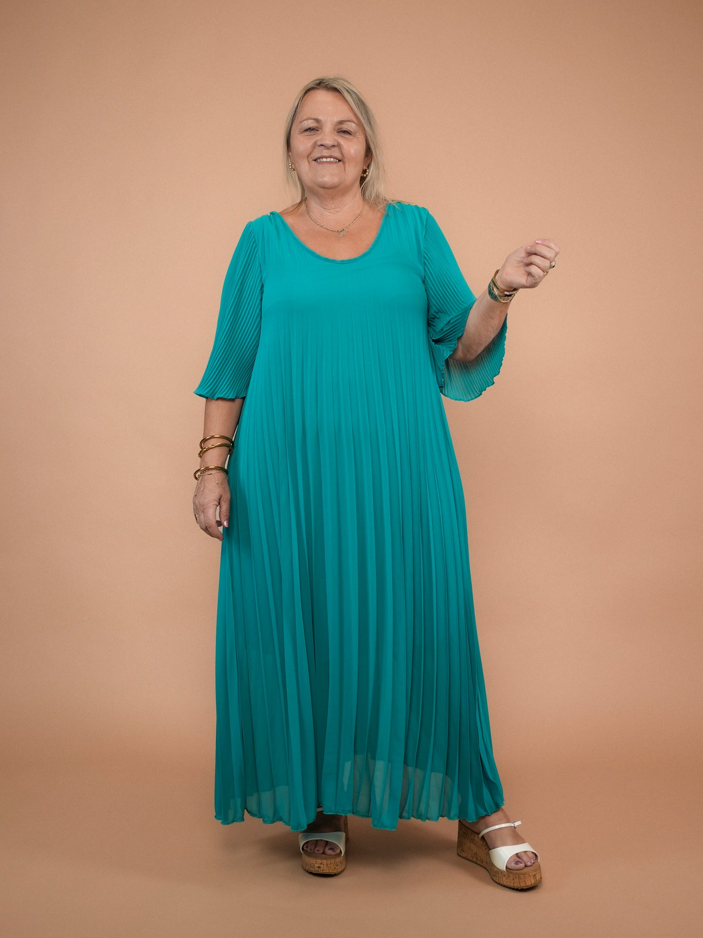 Robe plissée demi-manches bleu lagon
