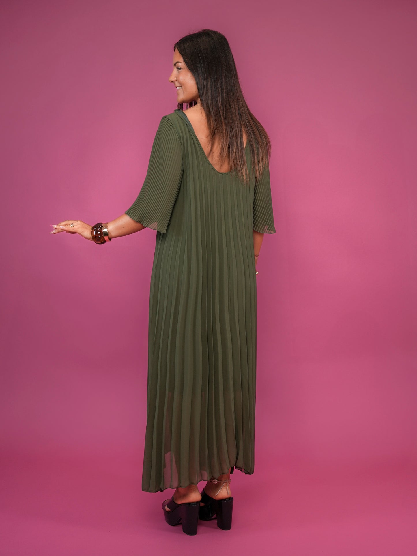 Robe plissée demi-manches kaki