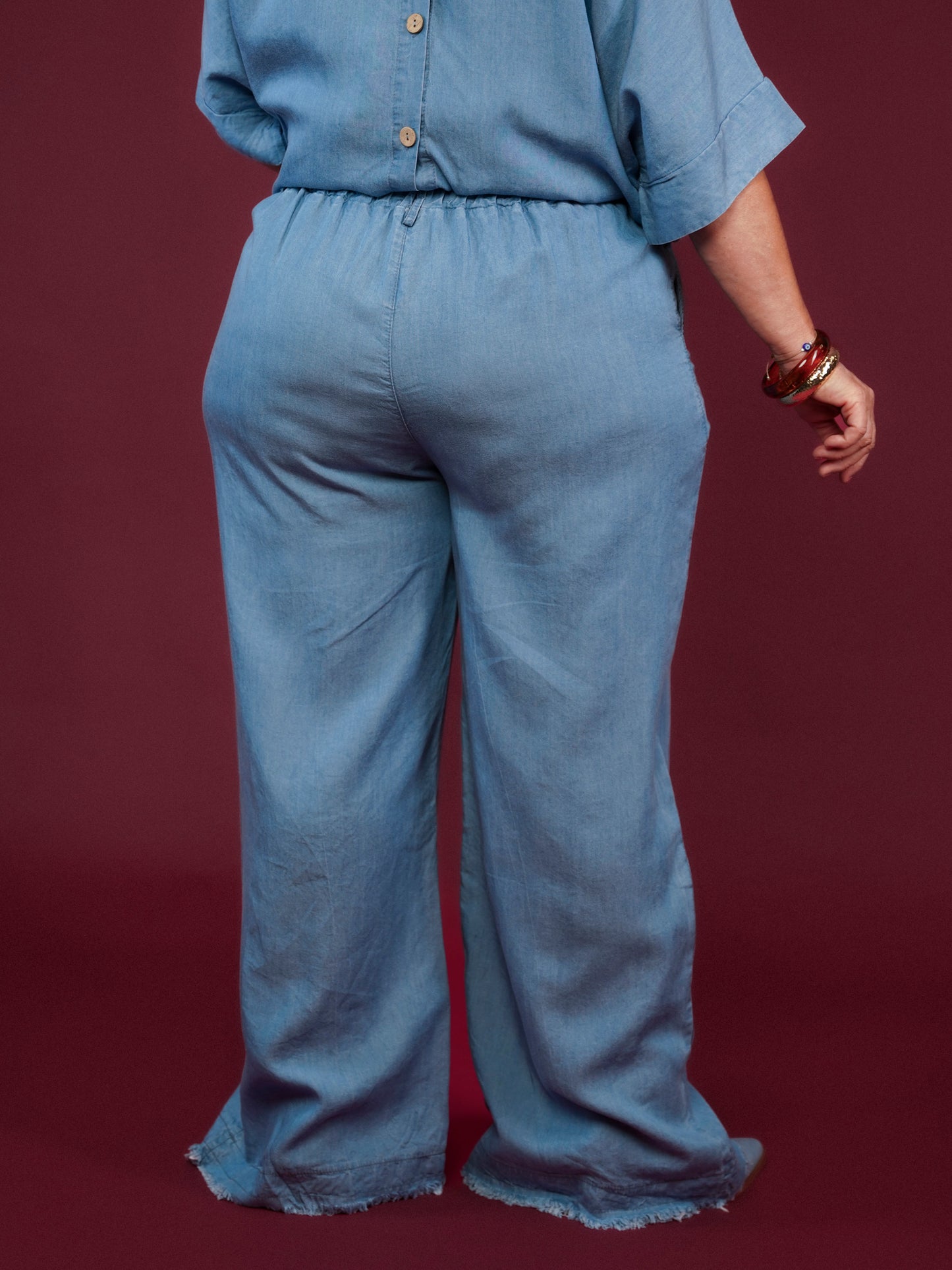 Pantalon droit effet denim à taille élastique
