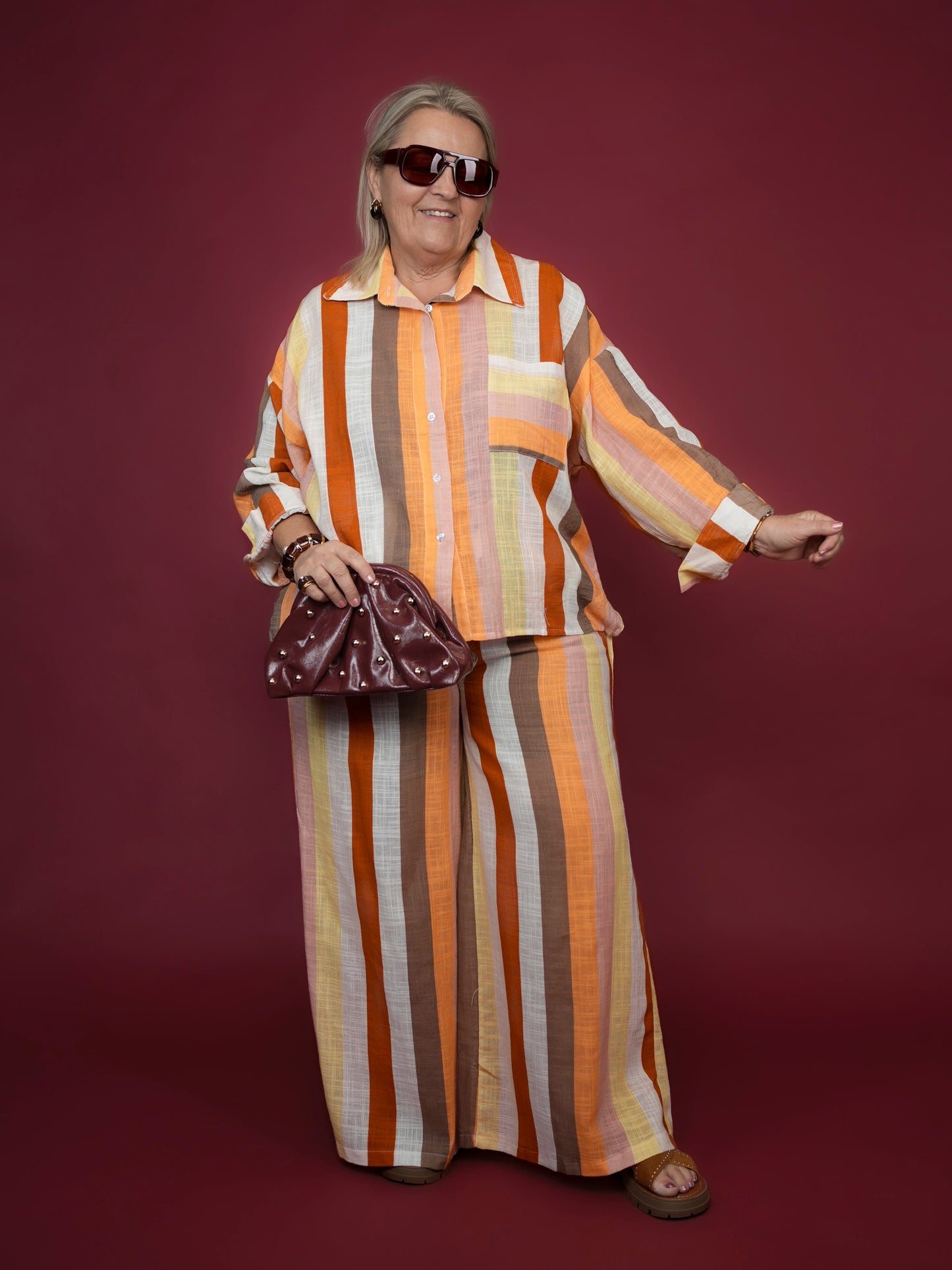 Pantalon à rayures colorées