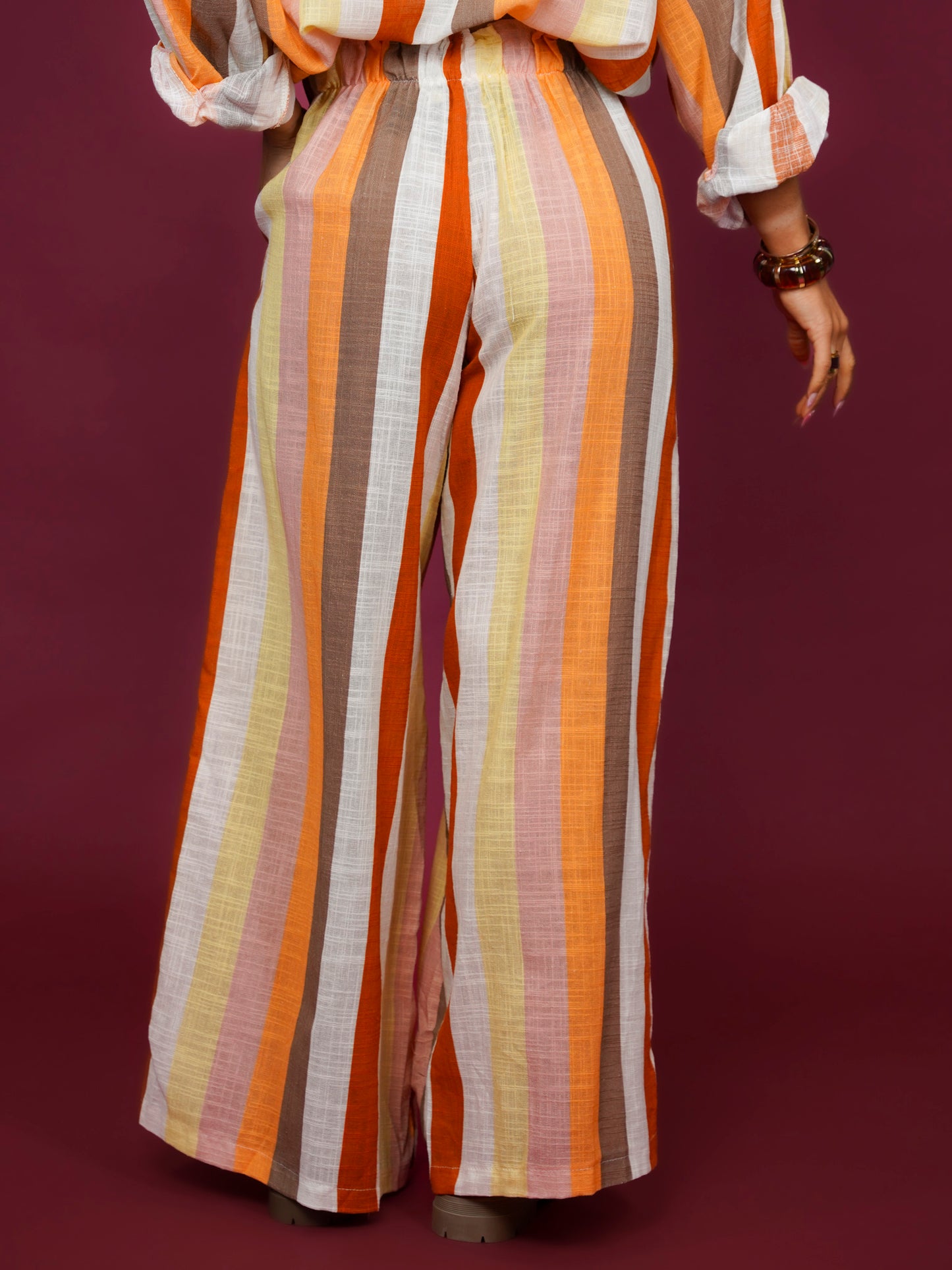 Pantalon à rayures colorées