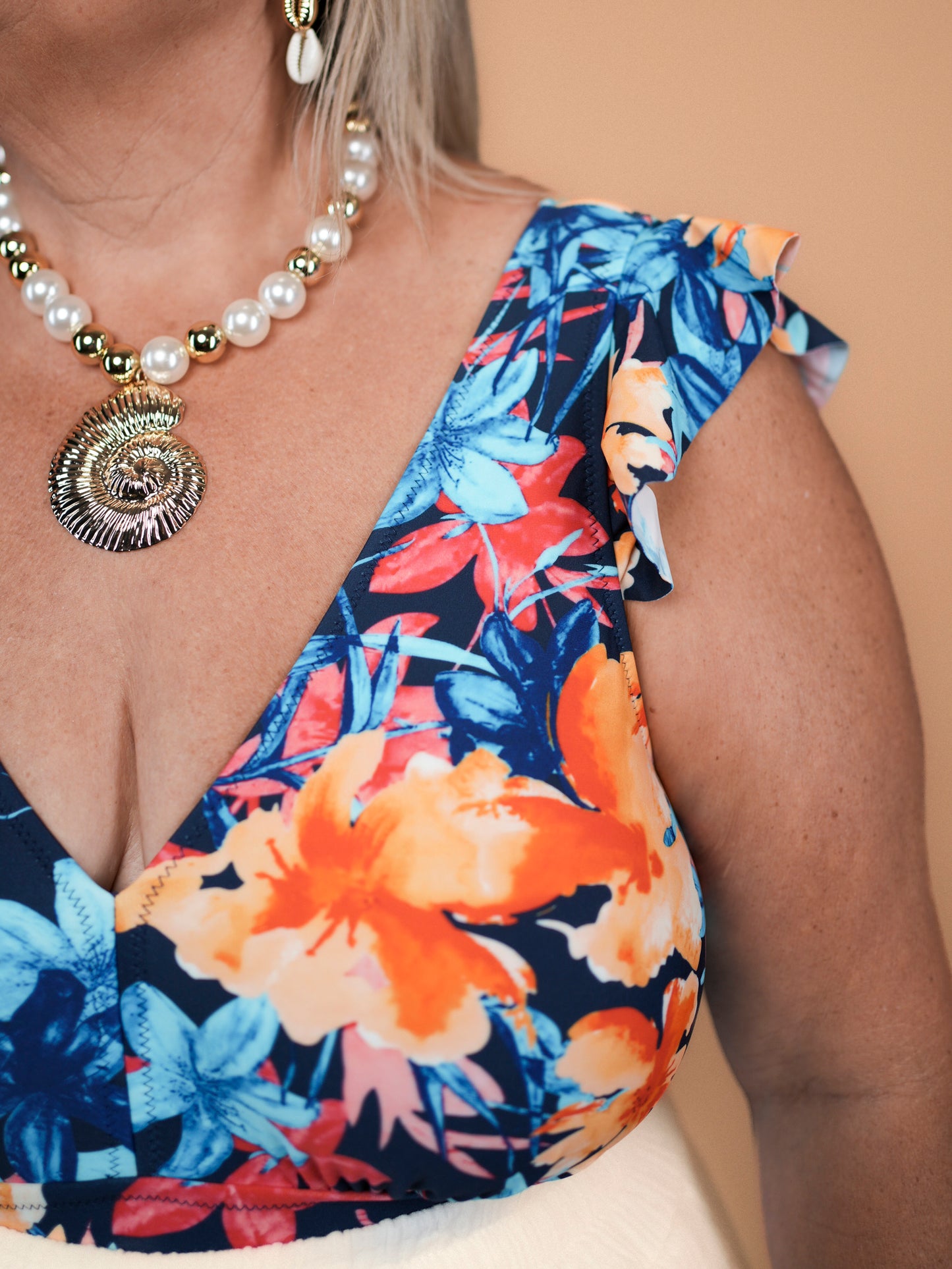 Maillot de bain tropical à dos nu