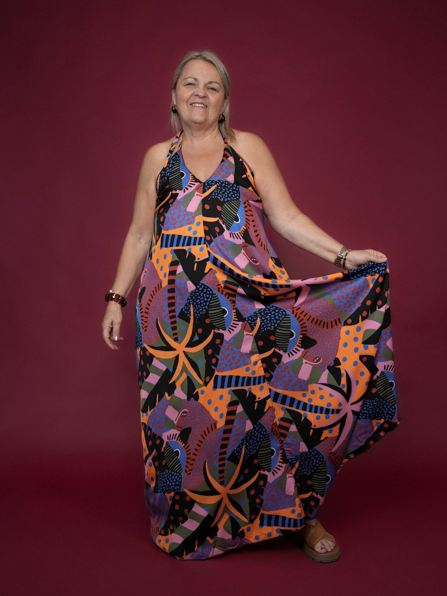 Robe à bretelles à imprimé coloré