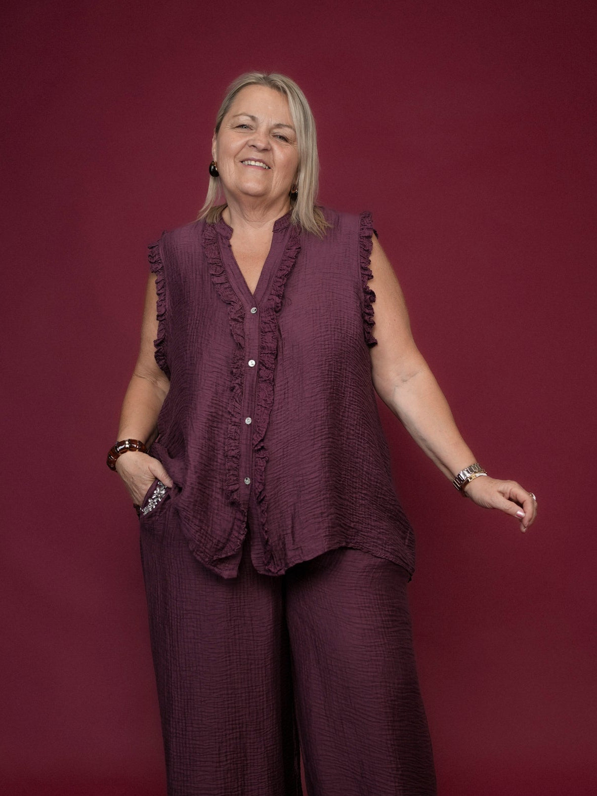 Blouse sans manches effet gaze de coton lie de vin