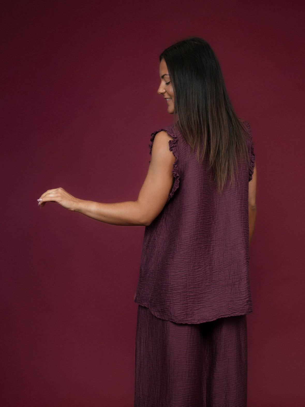 Blouse sans manches effet gaze de coton lie de vin