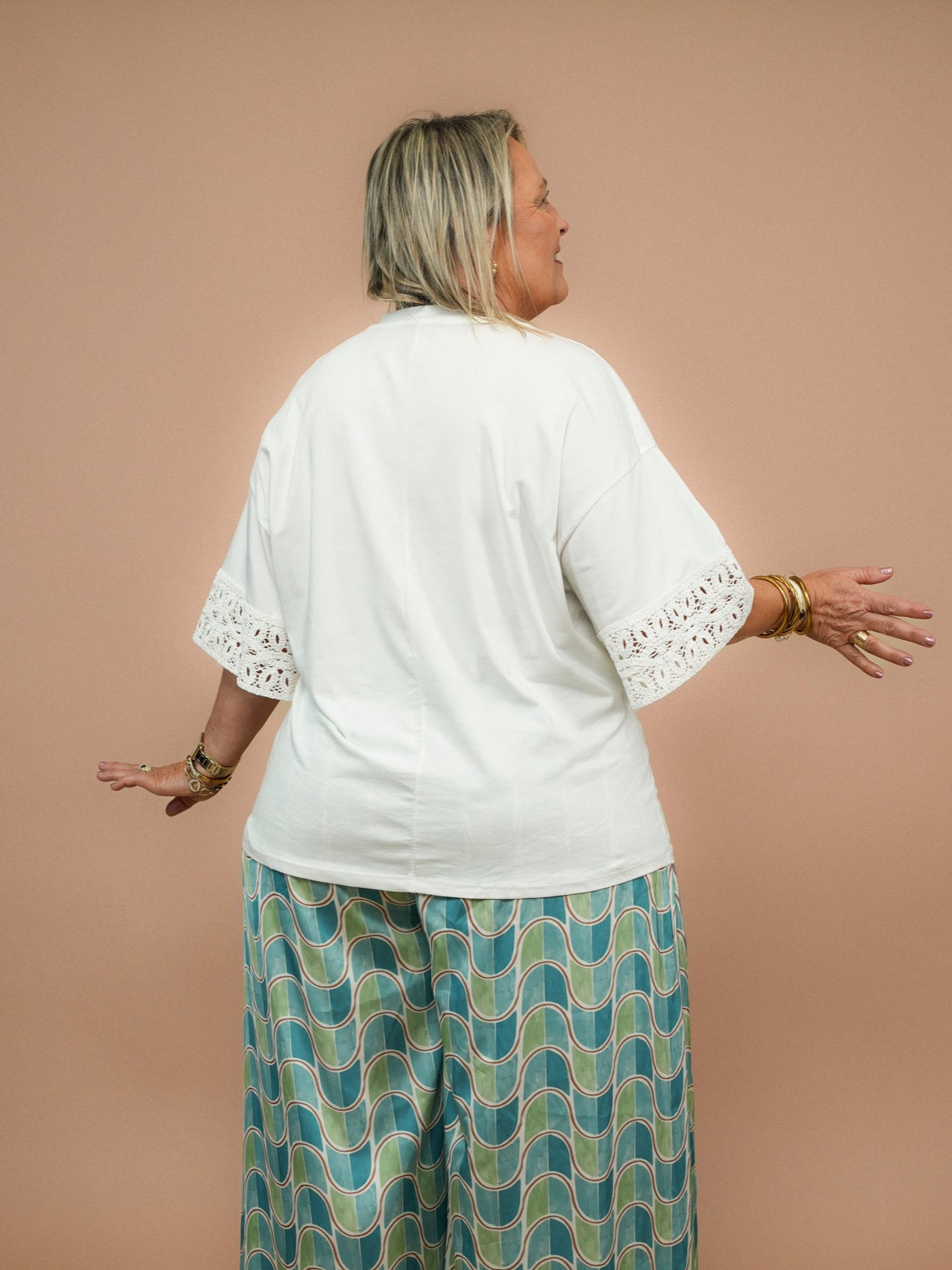 T-shirt blanc à détail crochet