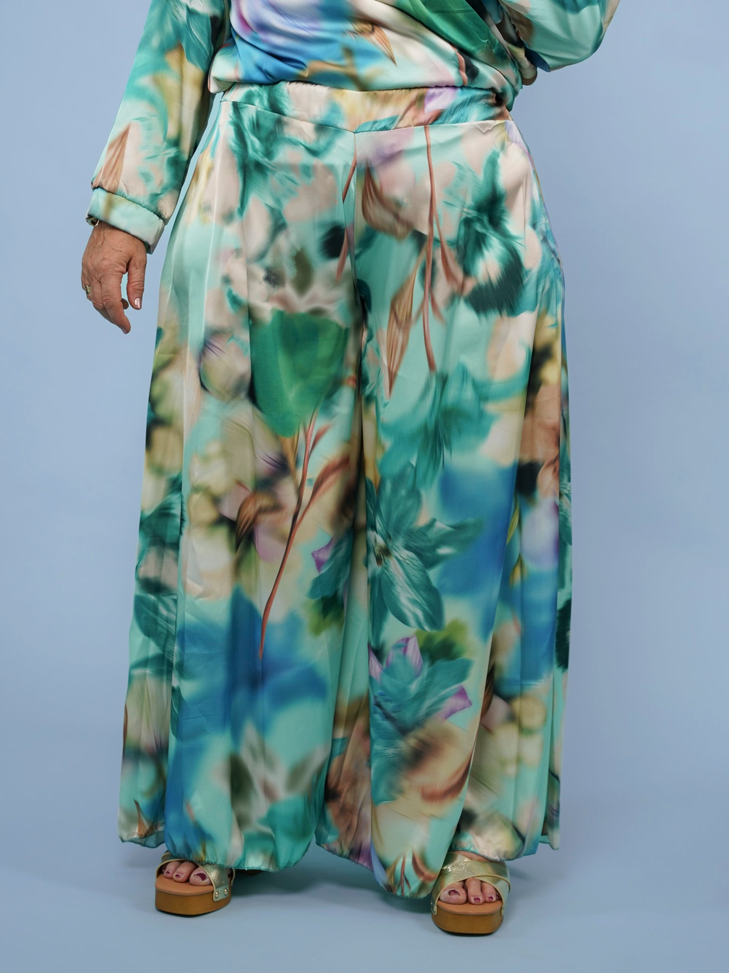 Pantalon palazzo imprimé floral aquarelle