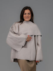 Cape à écharpe beige