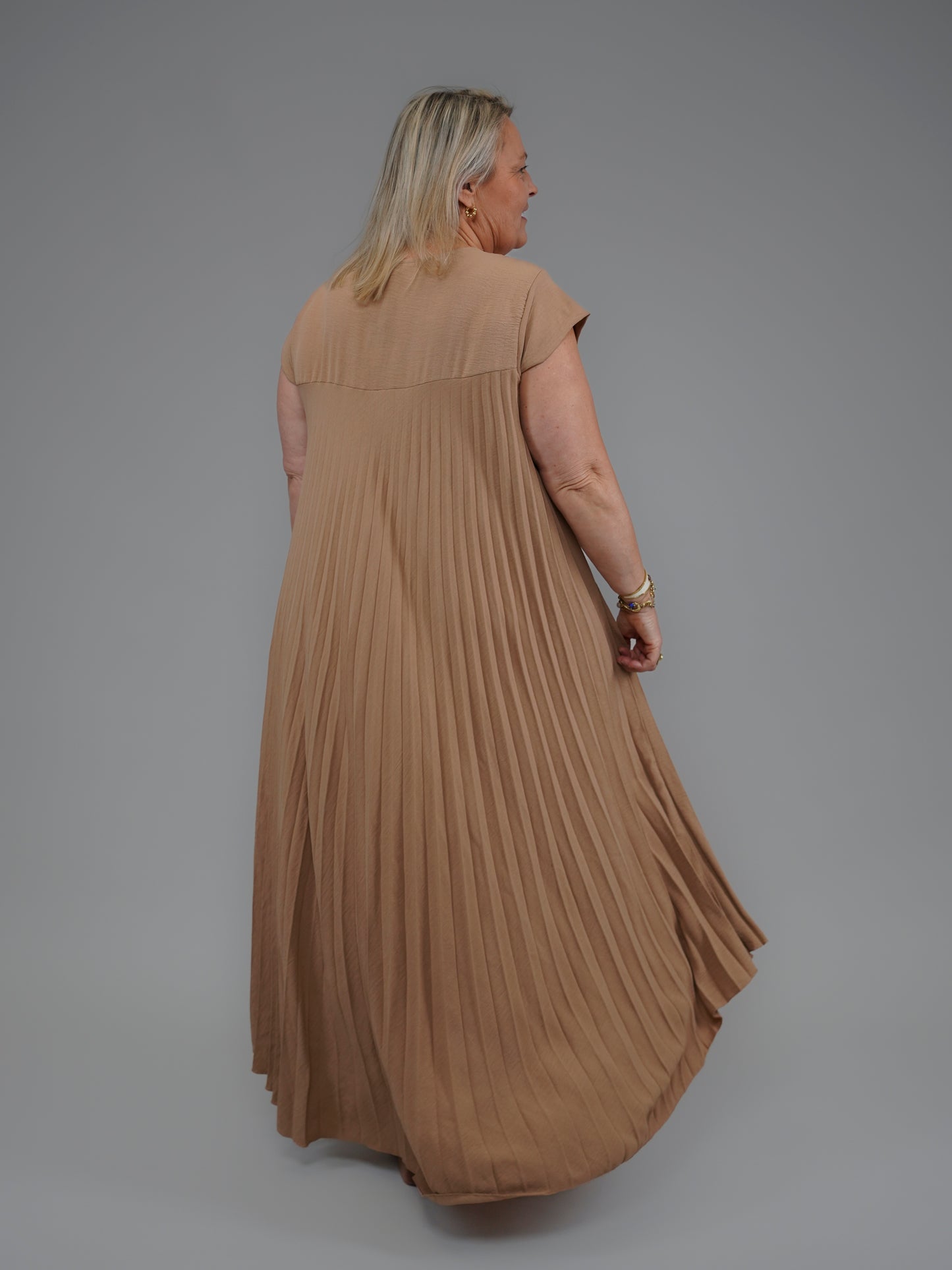 Robe plissée camel - 1041