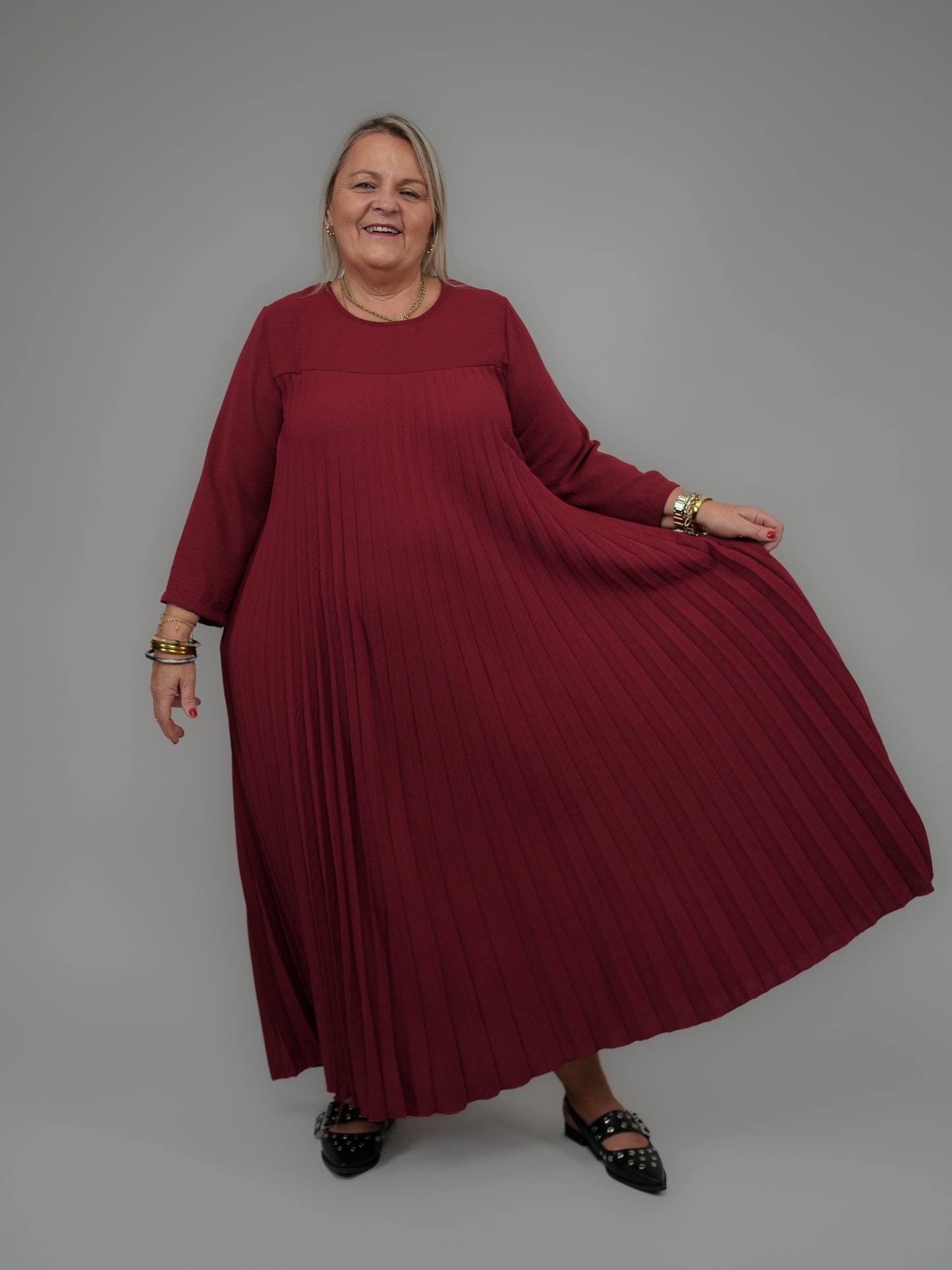 Robe plissée bordeaux - 1149