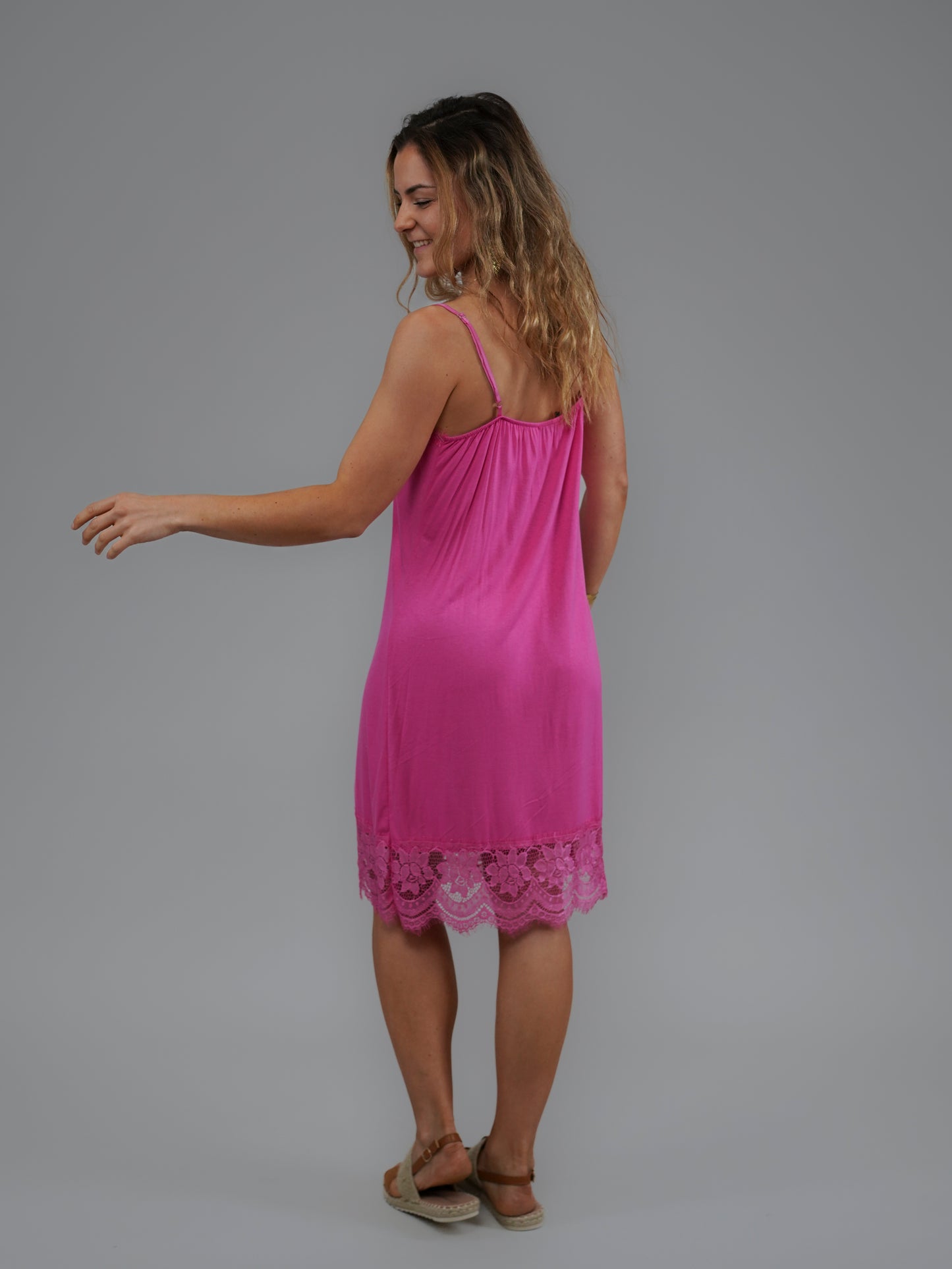 Top long à bretelles fuchsia - 1150