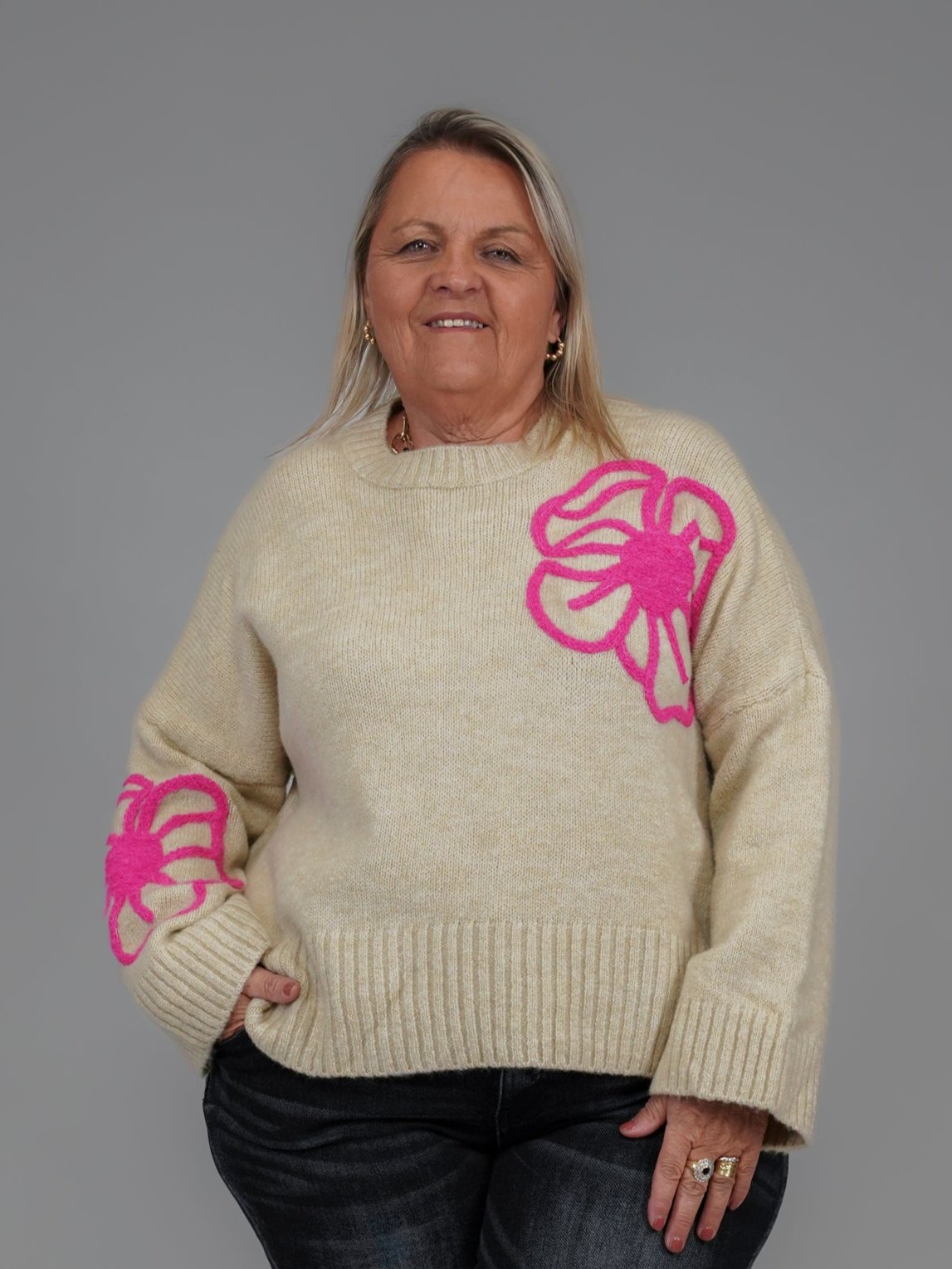 Pull camel à fleurs fuchsia - 1115