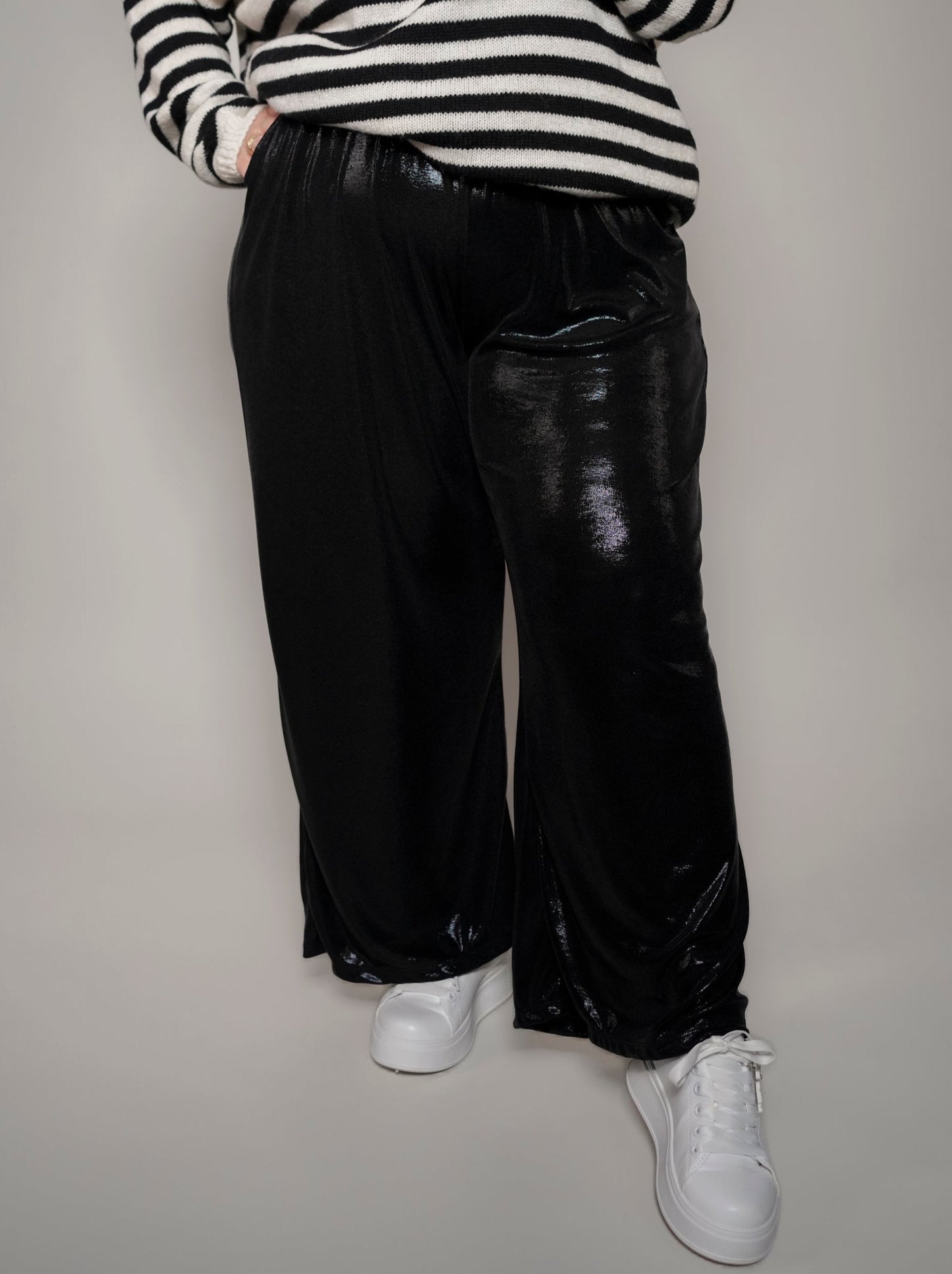 Pantalon noir irisé