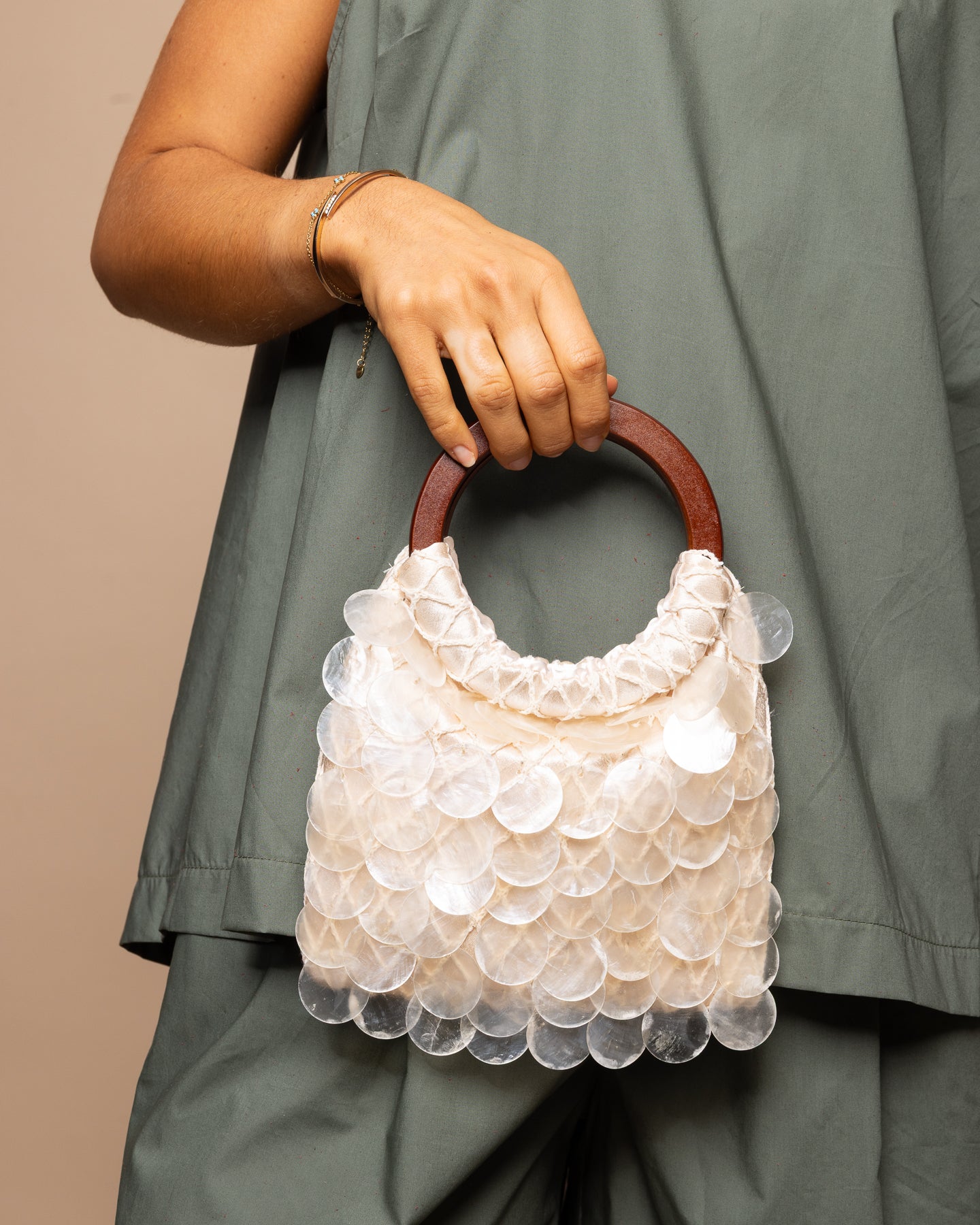 Sac effet écailles nacrées