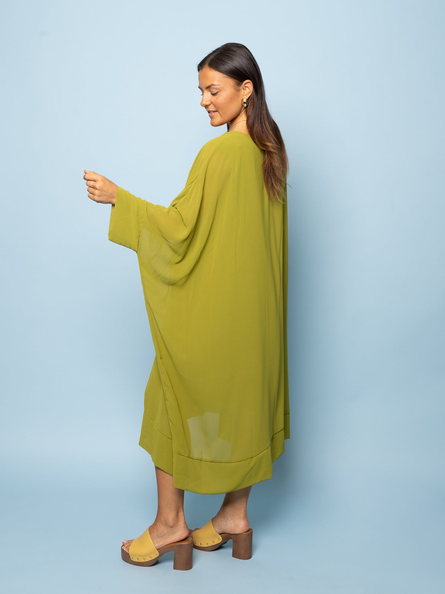 Robe manches évasées vert anis