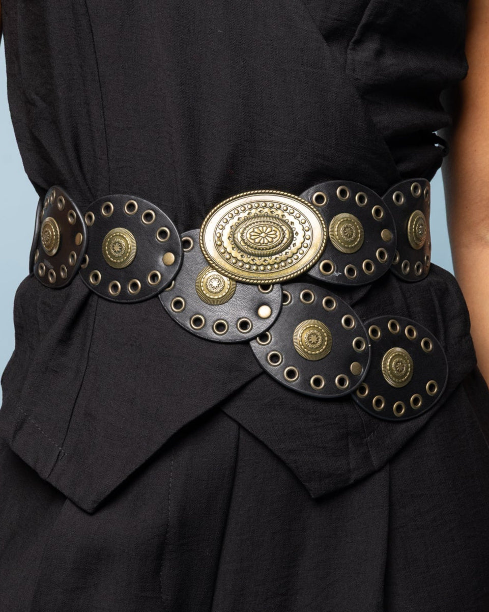 Ceinture ronde à médaillons dorés