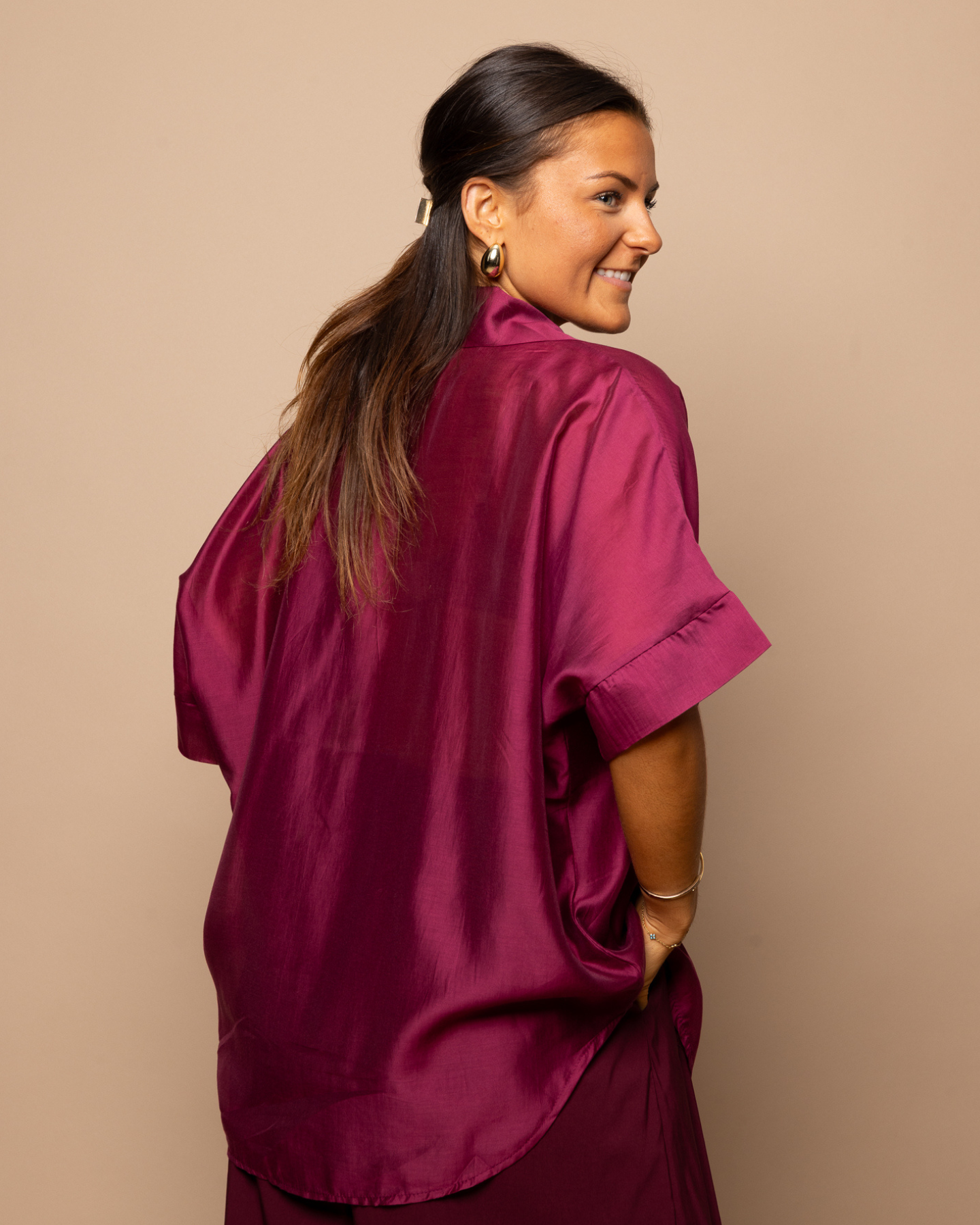 Chemise manches courtes bordeaux